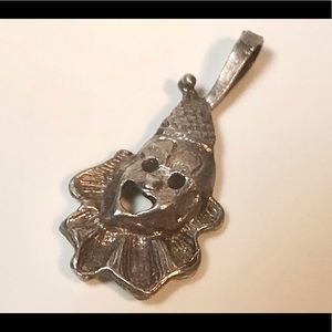 Vintage 1” sterling clown pendant w/ patina
